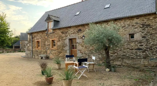 Gîte du Manoir du Cosquer, Varaa Hotelli Hotellit Côtes-d'Armor pysäköinnillä, Pysäköinti