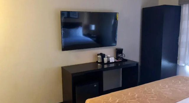 The Vue Inn Brooklyn, Забронировать Отель Bed-Stuy Бруклин, рядом с Саттер-авеню—Ратленд-роуд