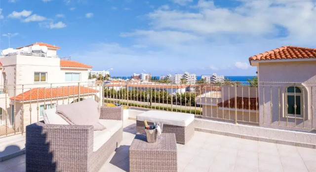 Deluxe Villa Bay View Villa