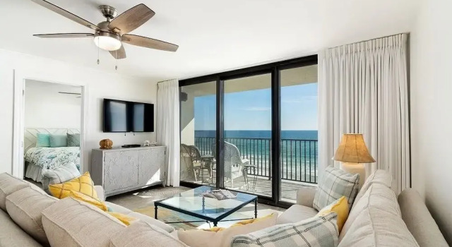 One Seagrove Place Unit 604 2 Bedroom Condo by Redawning, Varaa Huoneisto Santa Rosa Beach Emerald Coast