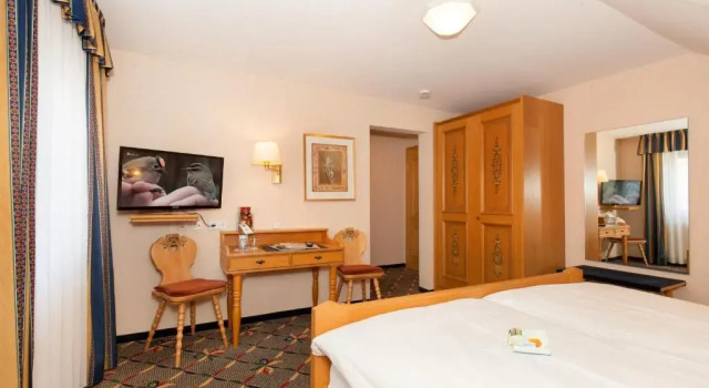 Номер Economy Landgasthof Hotel Hirsch