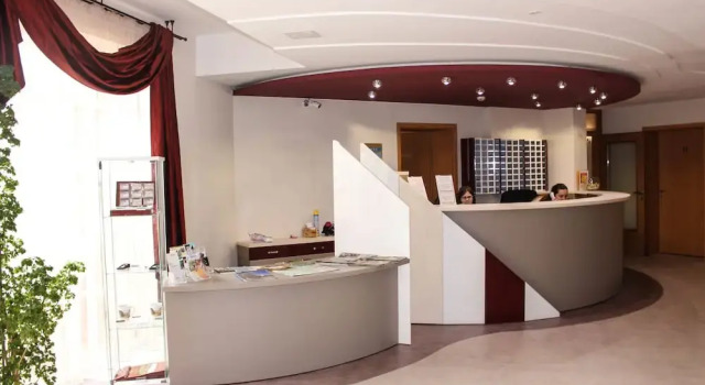 Granada Conference, Wellness and Sport Hotel, Book Hotel SPA-hoteller i Southern Great Plain, SPA