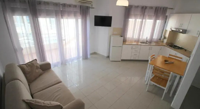 Апартаменты c 1 комнатой с балконом и с видом на море Portafortuna Apartments