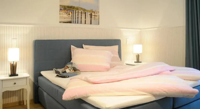 Ferienwohnung FRIEDA, am Hafen, Забронировать Отель Отели и гостиницы Хайлигенхафен, Отель