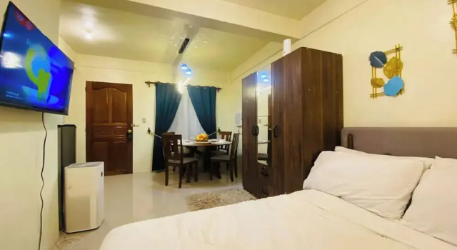 Апартаменты Lazy Daze Hometel Boracay