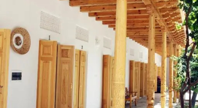 Трёхместный номер Standard hotel hovli poyon