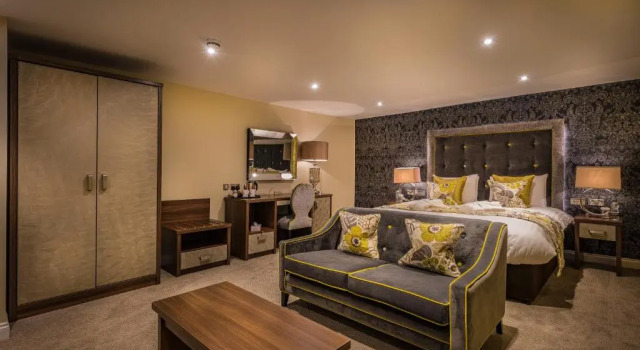 Люкс Deluxe The Golden Lion Hotel, St Ives, Cambridgeshire - The Coaching Inn Group