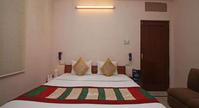 OYO 9234 Sai Residency, Забронировать Отель СПА-отели Адарш Нагара, SPA-услуги