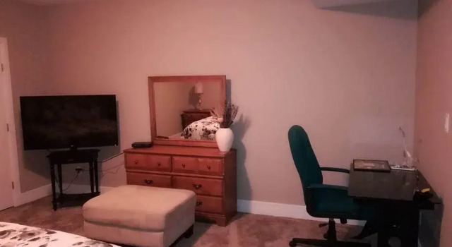 McConachie Luxury Inn
