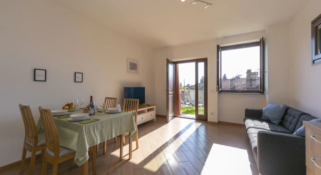 Lesa Country With Pool, Buchen Sie Hotel Lesa Lago Maggiore