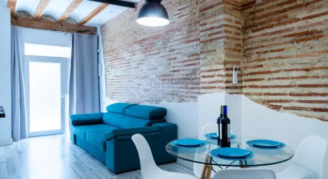 Chic Studio next to the Beach, Забронировать Отель Поблатс Маритимс 