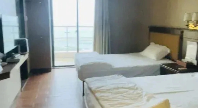 Люкс Green Island Yacht Hotel