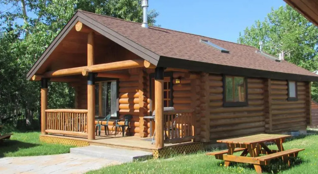 Коттедж Beartooth Hideaway Inn & Cabins