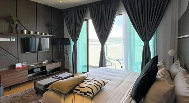 Номер Deluxe Swiss-Belhotel Kuantan