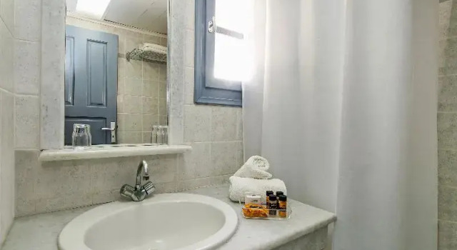 Двухместный номер Standard с балконом Atlantis Beach Villa
