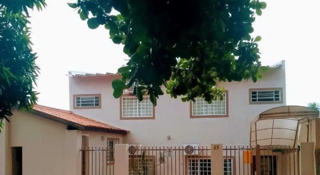 Home Guesthouse, Забронировать Отель Кампу-Гранди 