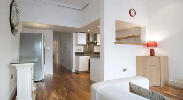 Bayswater 2 Bed Apartment with Terrace, Varaa Huoneisto Asunnot kohteessa Merseyside, Huoneisto