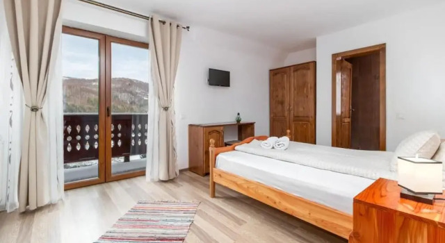 Номер Comfort Pensiunea Agroturistica Cascada
