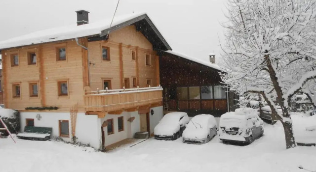 Appartments Hofer, Prenota Appartamento Hotel a Tirolo con parcheggio, Parcheggio