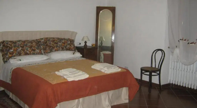 Agriturismo Il Vecchio Portico, Забронировать Отель Отели Пьемонта с парковкой, Парковка