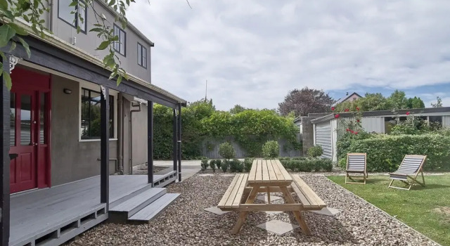159 Yaldhurst Road Guest House, Забронировать Вилла Отели Крайстчёрч с парковкой, Парковка