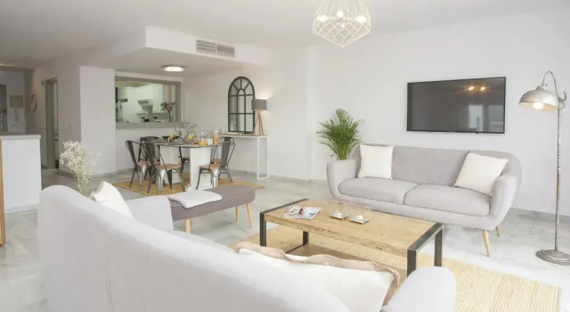 Banus Duplex Waterfront, Забронировать Отель Отели Марбелья с парковкой, рядом с Casino Marbella, Парковка