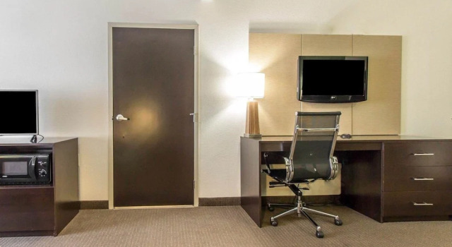 Четырёхместный люкс Sleep Inn & Suites Middlesboro