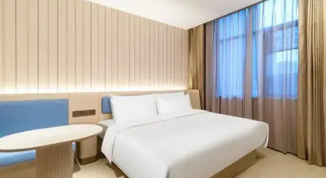 Люкс HanTing Hotel (Shiquan Old Steet)