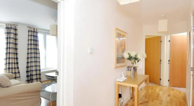 201 Quiet 2 Bedroom Property With Secure Private Parking, Забронировать Отель Бротон Эдинбург, рядом с Железнодорожный вокзал Эдинбург-Уэверли