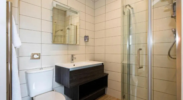 Номер Standard White House