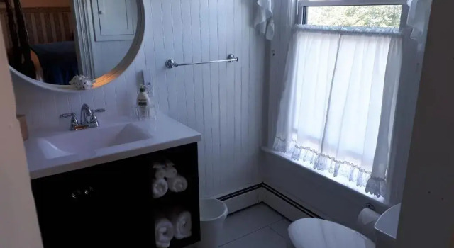 Номер Deluxe Hillside Landing B&B