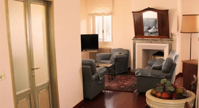 Costa San Giorgio Apartment by Mamo Florence, Забронировать Апартаменты/квартира Апартаменты Флоренции, рядом с Кафедральный собор Санта-Мария-дель-Фьоре, Апартаменты/квартира