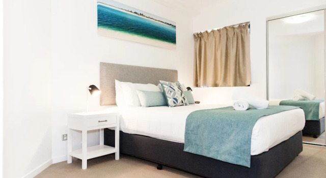 Апартаменты с 2 комнатами с балконом и с видом на океан Ocean Views Resort Caloundra