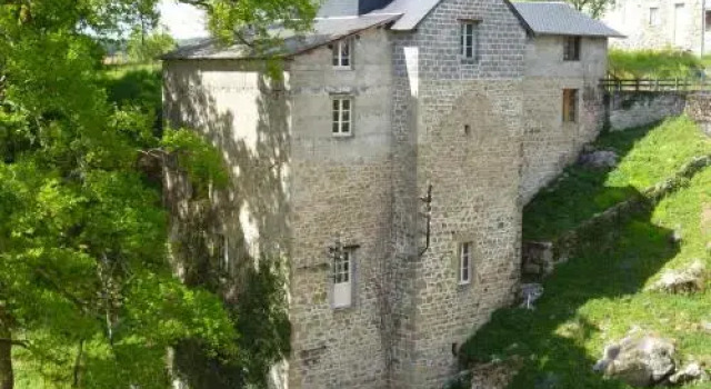 Chambres dHôtes LHirondelle du Lac, Reserva ahora Hotel Peyrat-le-Château Alto Vienne
