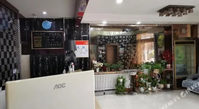Qingdao Runjia Boutique Hotel (Taishan Road Subway Station Branch)