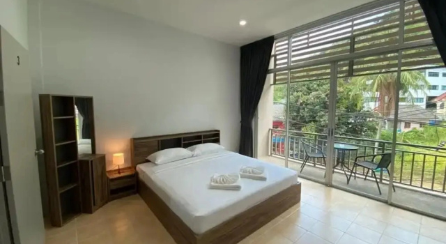 L&P Guesthouse, Забронировать Гостевой дом Гостевые дома Карон Бича, рядом с Кафе Starbucks, Ката Бич, Гостевой дом