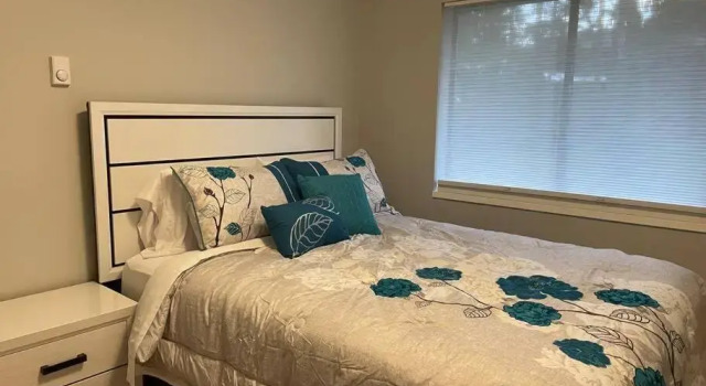 Country Living in the City., Prenota Hotel Campbell River 