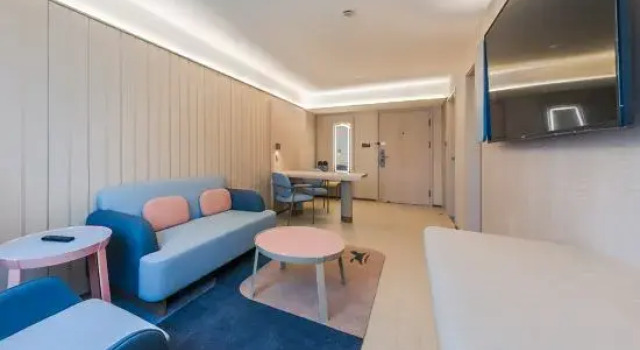 Люкс Hanting Hotel Shanghai Zhenping Road Subway Station New Branch