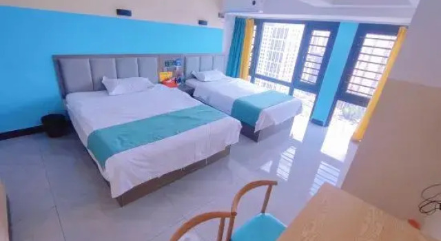 Qizige Homestay (Neijiangbei Railway Station Chuanhua Plaza), Prenota Hotel Hotel a Sichuan con parcheggio, Parcheggio