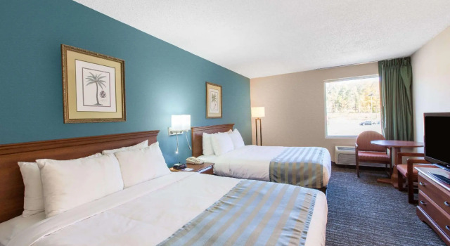 Четырёхместный номер Standard Baymont by Wyndham Bartonsville Poconos