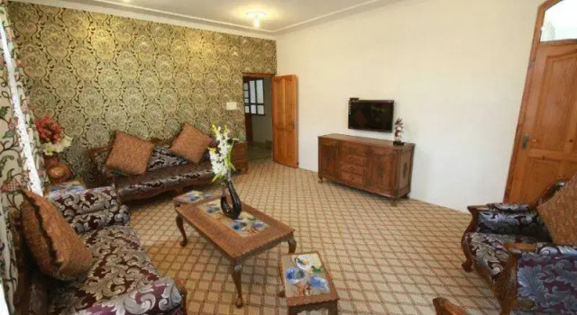 Hotel Harwan Resorts