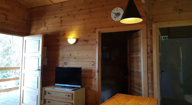 Mare e Monti Chalets, Varaa Mökki Serra-di-Ferro 