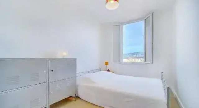 Charming Cannes Accommodation - Beach And Festival