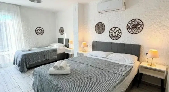 Ambers Alaçatı, Забронировать Отель Отели Измира с бассейном, Бассейн