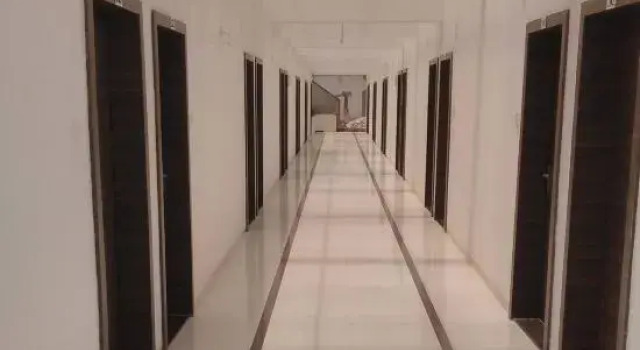Hotel White Desert