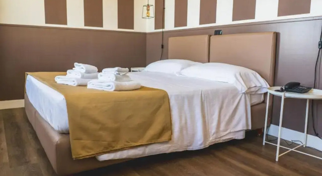 Трёхместный номер Standard Hotel Continental