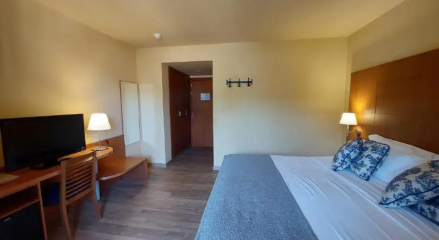 Camera doppia Superior con vista sul giardino Hotel Saurat