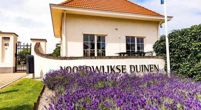 Recreatiepark Noordwijkse Duinen, Book Ferieresort Hoteller i Zuid-Holland med parkering, Parkering