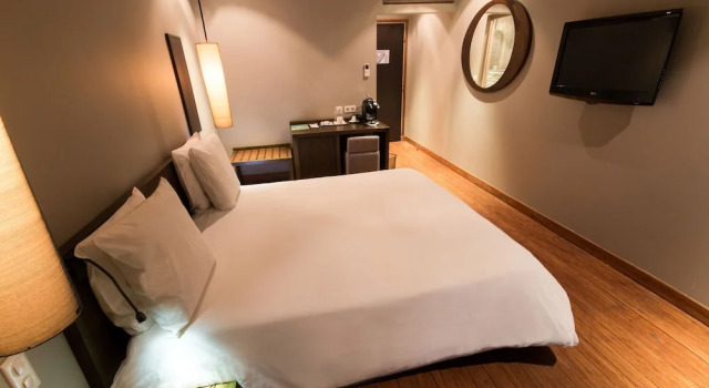Le Louvre Hotel & Spa, Забронировать Курортный отель Курортные отели Антананариву, рядом с The Rova of Antananarivo, Курортный отель