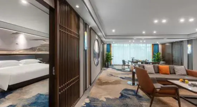 Люкс Presidential Zhuhai Delong M Seaview Hotel (Lovers Road Seaside Swimming Pool Store)